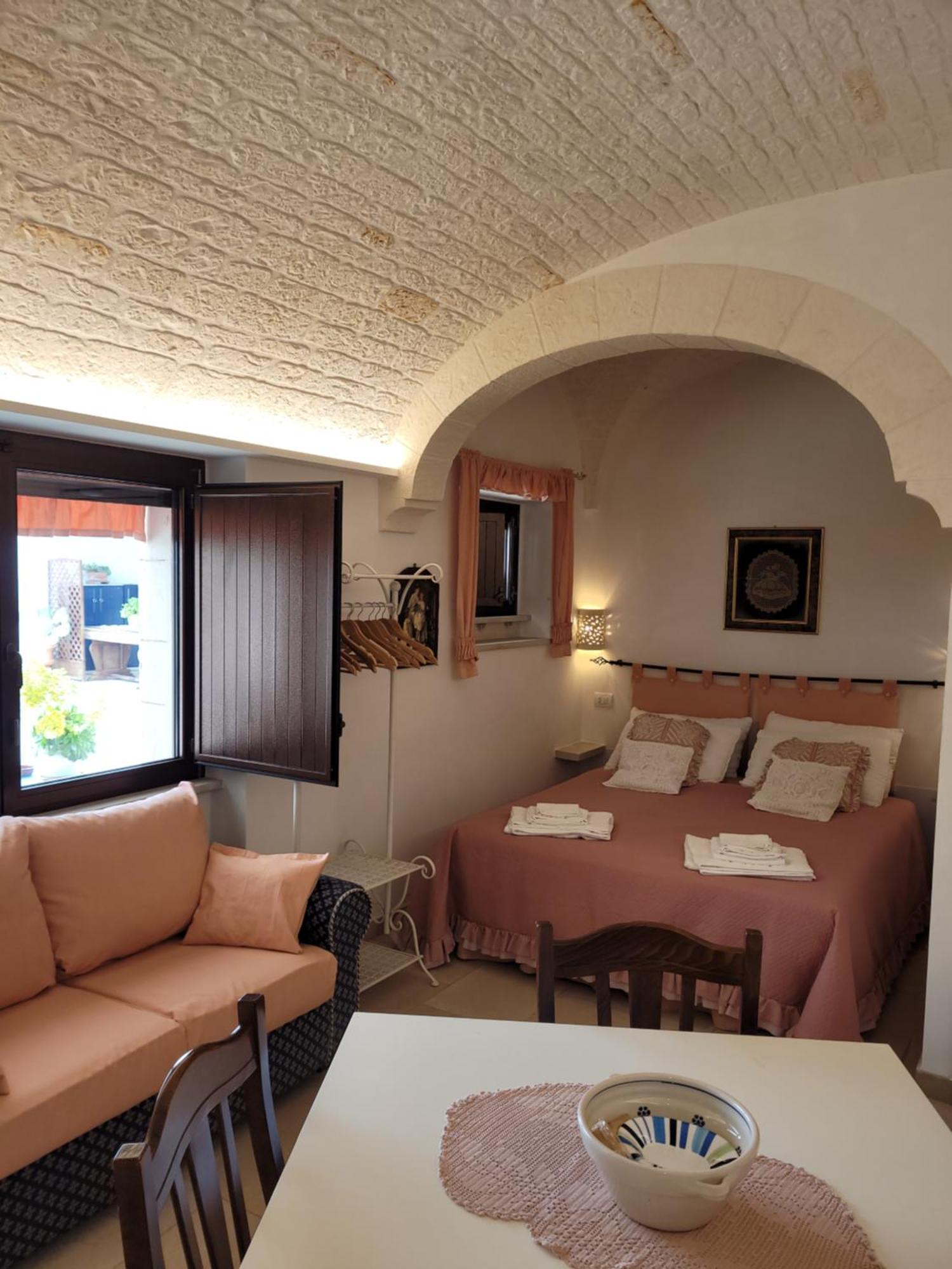 Valle D'Itria Trulli E Alcova Mikael Чистернино Экстерьер фото